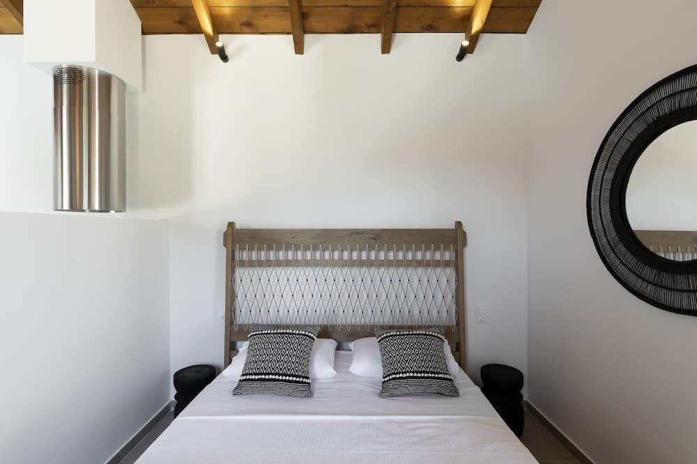 Photo of Bedroom in Sourpi