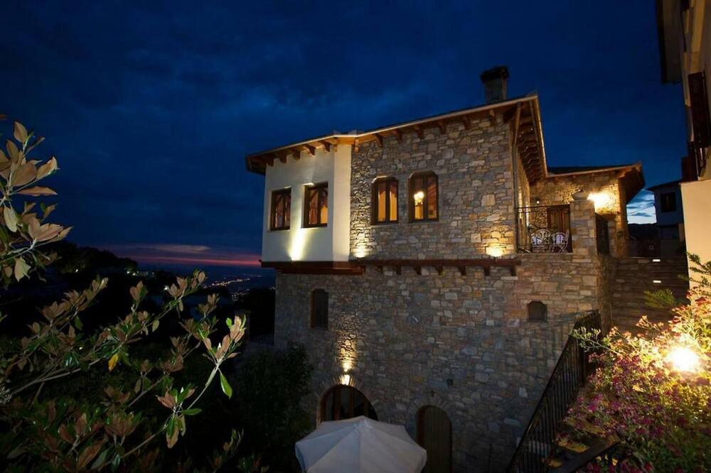 Photo of Outdoor in Portaria