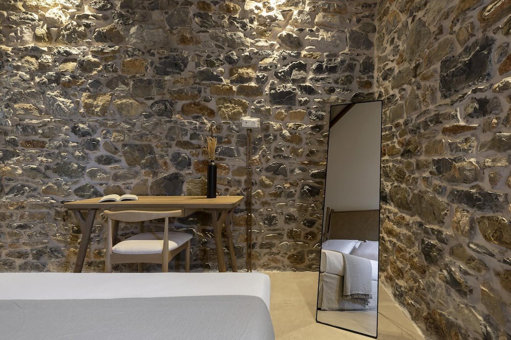 Photo of Bedroom in Sourpi