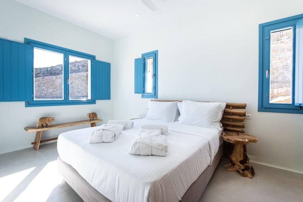 Photo of Bedroom in Kanalia