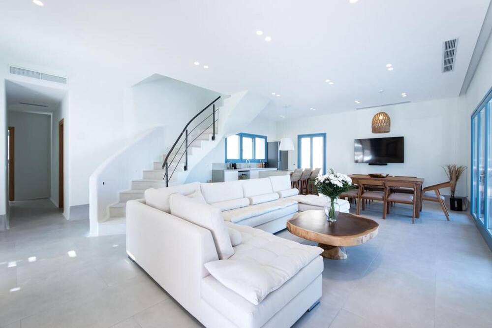 Photo of Livingroom in Kanalia