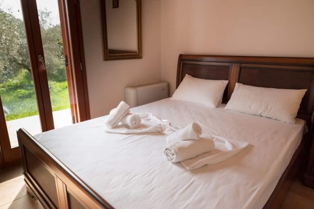 Photo of Bedroom in Gythio
