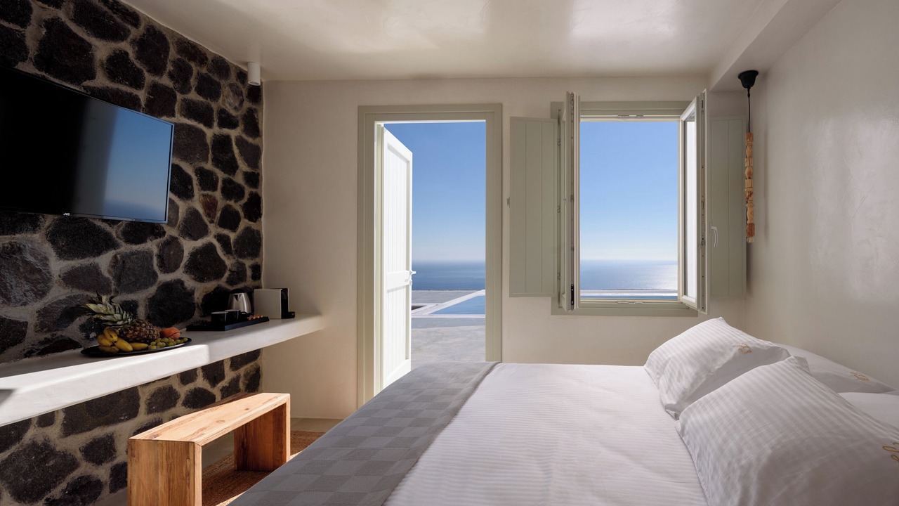 Photo of Bedroom in Imerovigli