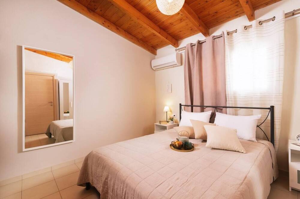 Photo of Bedroom in Kokinos Pirgos