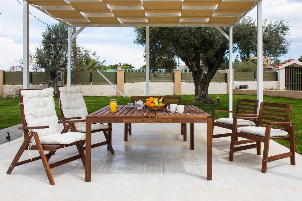 Photo of Patio Balcony in Asgourou