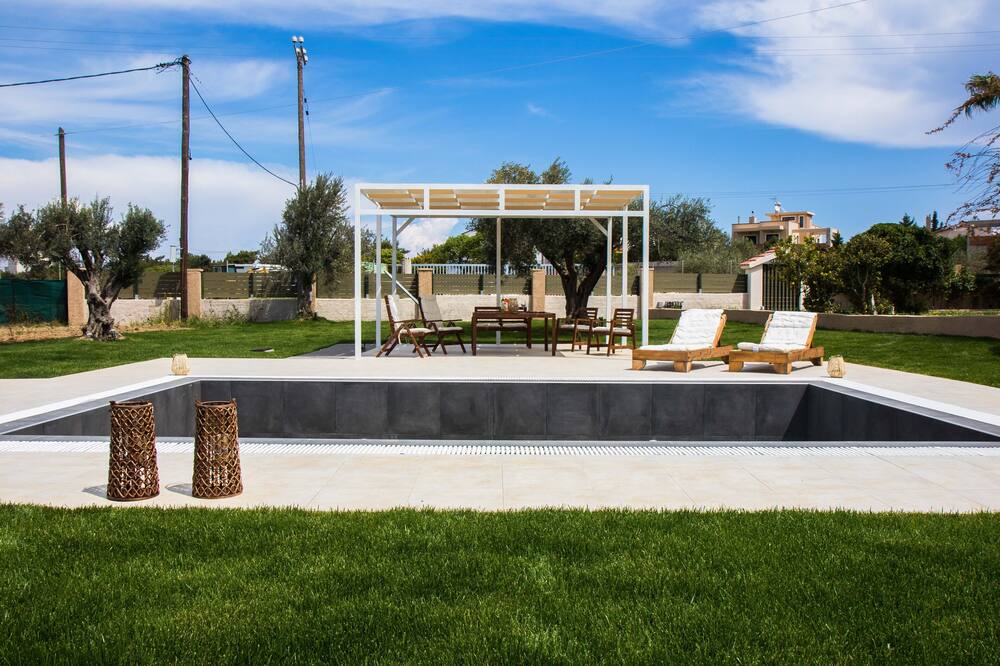 Photo of Outdoor in Asgourou
