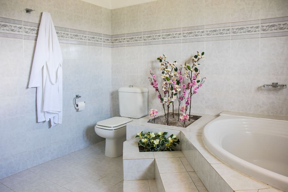 Photo of Bathroom in Asgourou
