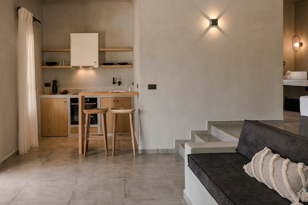 Photo of Livingroom in Frourion