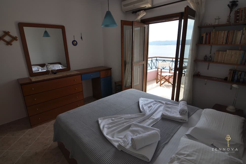 Photo of Bedroom in Pirgadikia