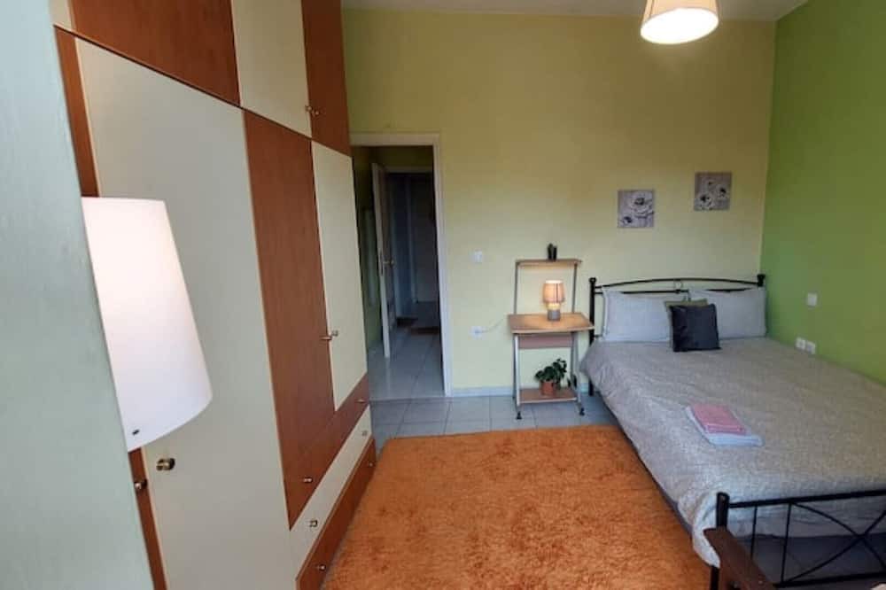 Photo of Bedroom in Lamia
