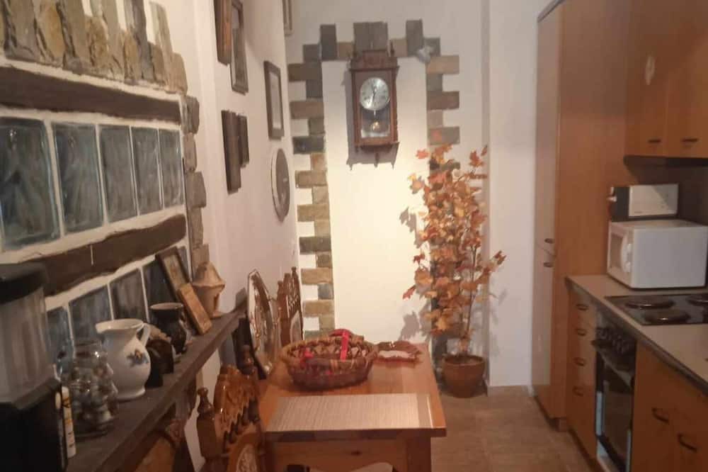 Photo of Kitchen in Nea Anchialos