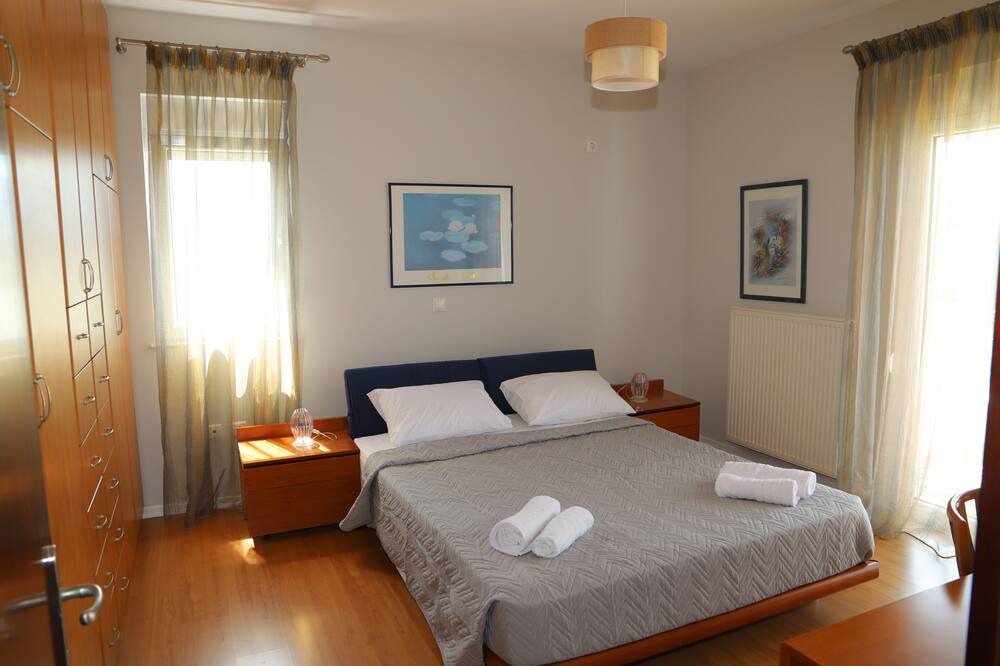 Photo of Bedroom in Lambi