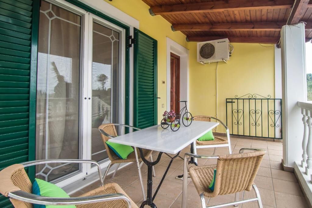 Photo of Patio Balcony in Akrotiri