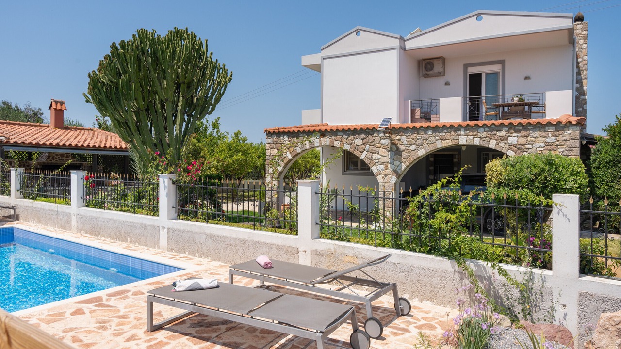 Photo of Outdoor in Antimachia