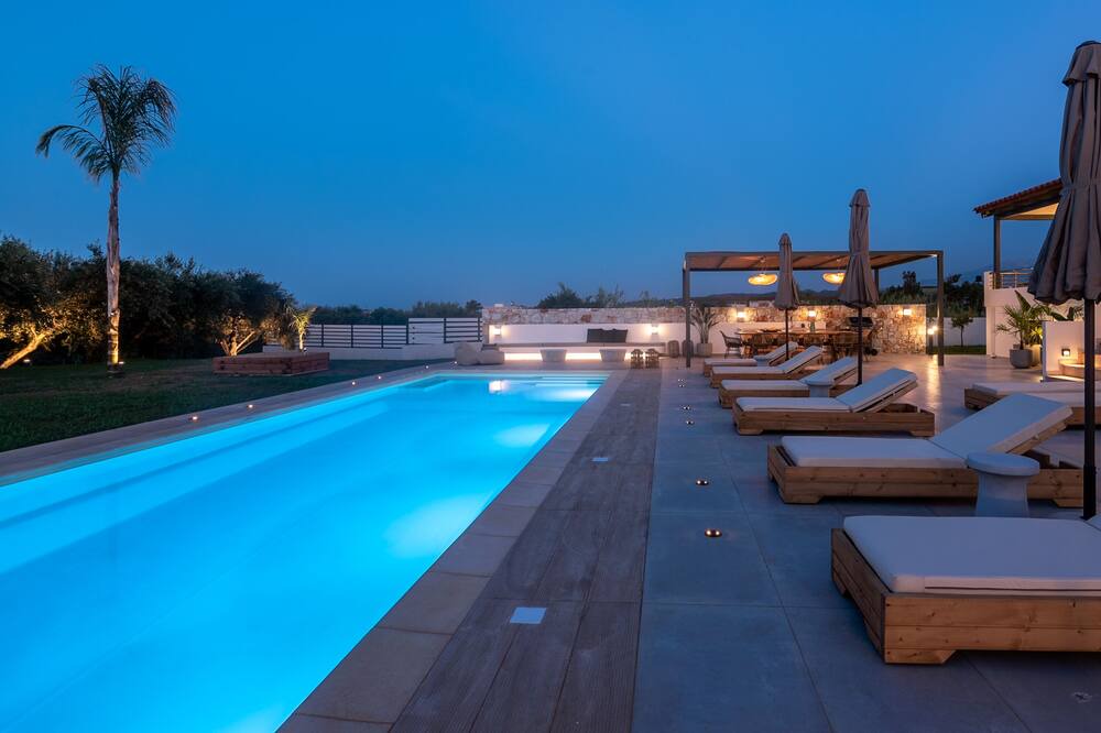 Photo of Outdoor in Gerani