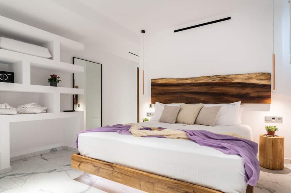 Photo of Bedroom in Skinaria