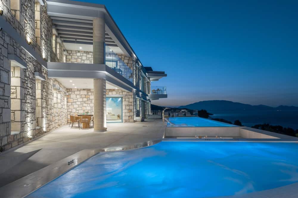 Photo of Outdoor in Skinaria