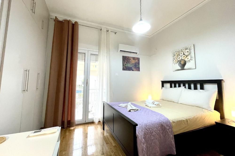 Photo of Bedroom in Ilisia
