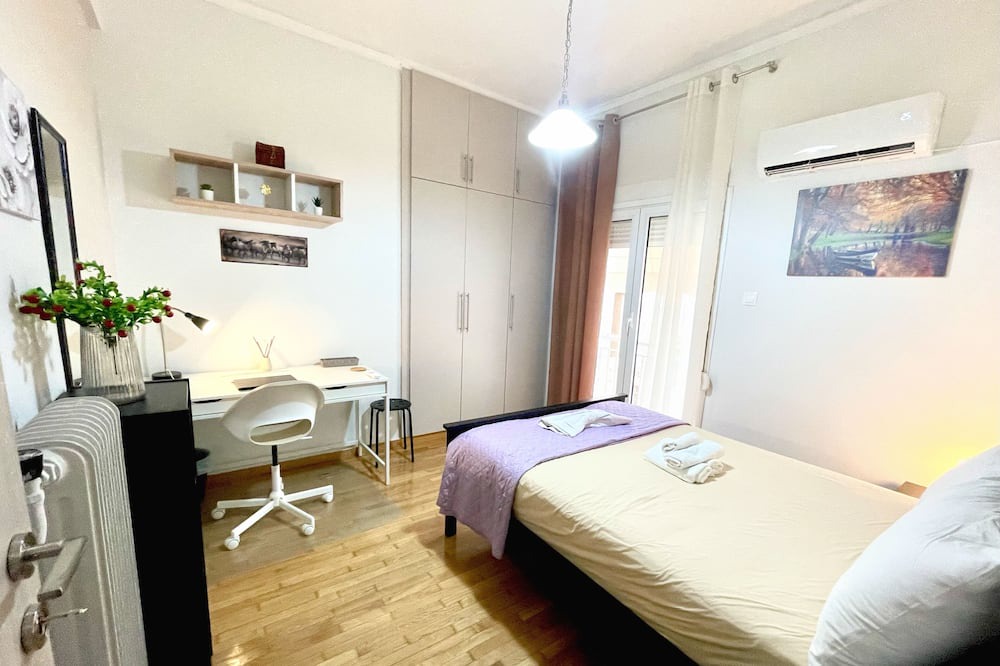 Photo of Bedroom in Ilisia