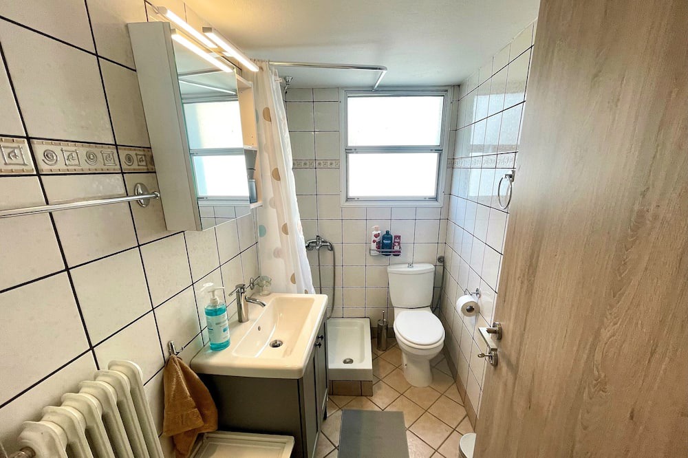 Photo of Bathroom in Ilisia