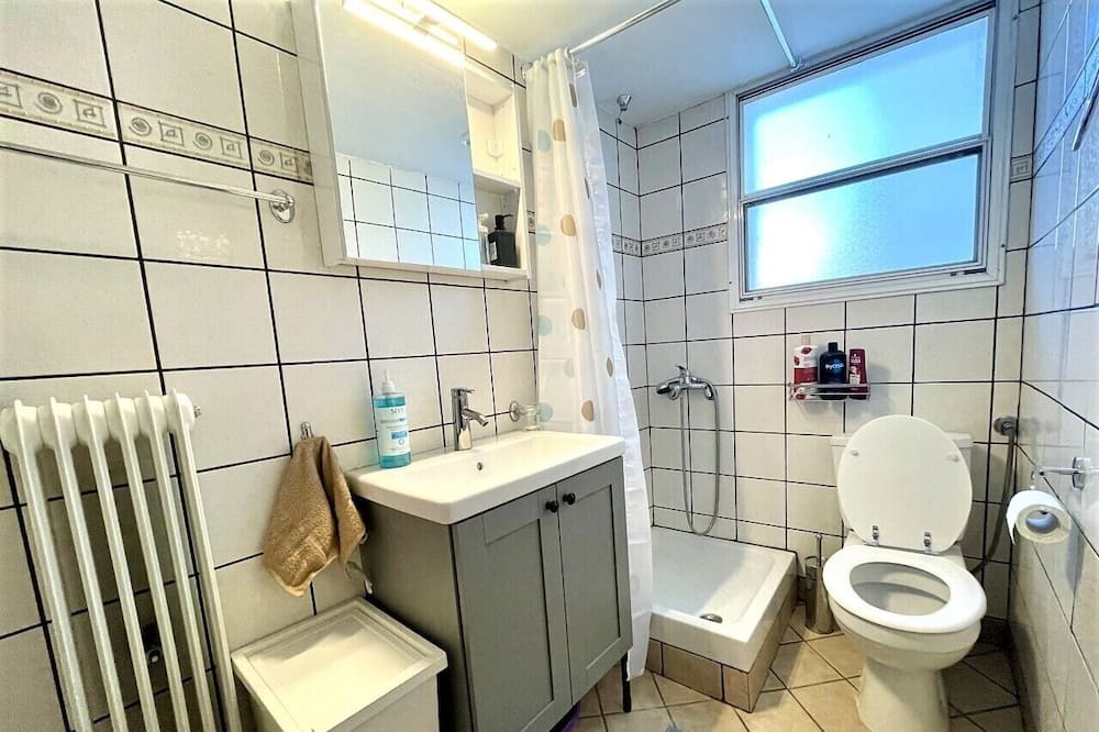 Photo of Bathroom in Ilisia