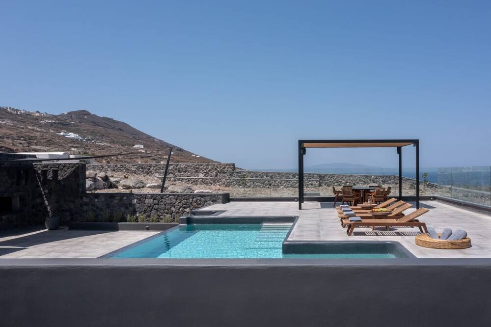 Photo of Outdoor in Kamari