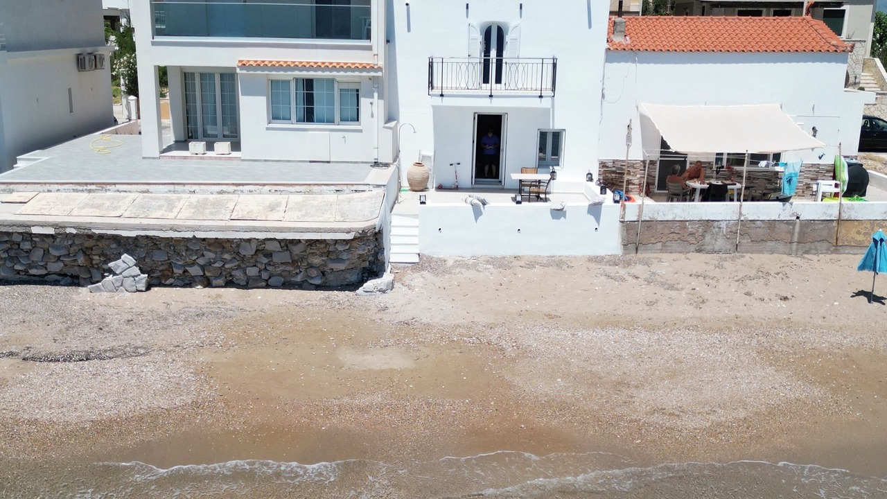 Photo of Outdoor in Kalamoti
