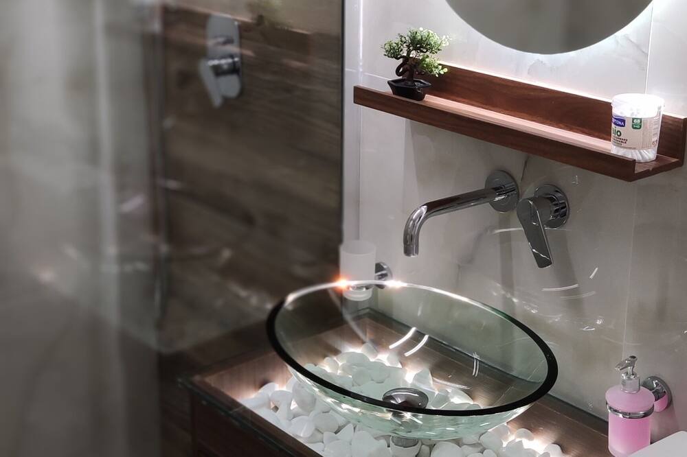 Photo of Bathroom in Thessaloniki