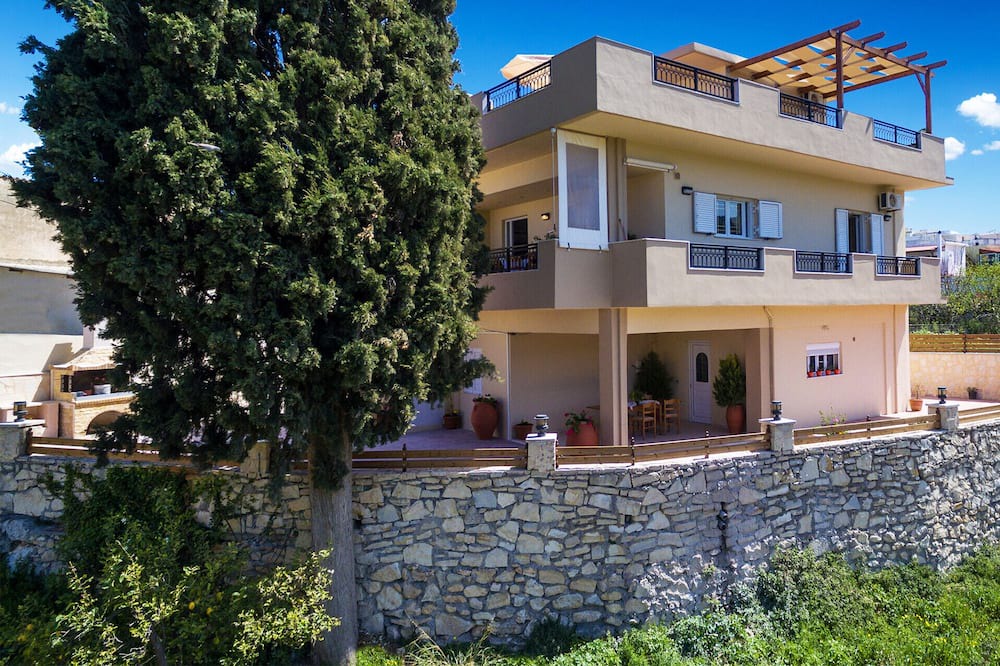 Photo of Outdoor in Amnatos