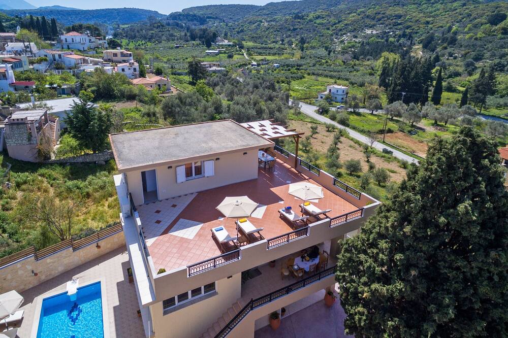 Photo of Outdoor in Amnatos