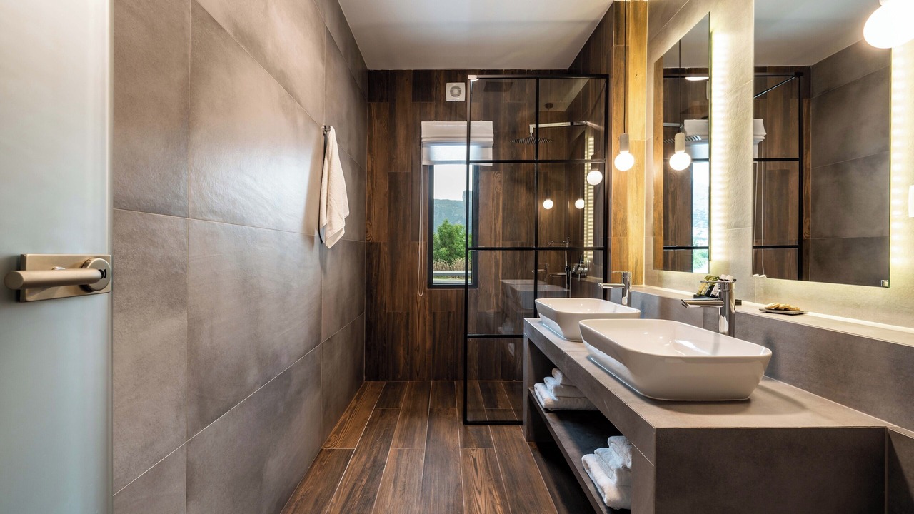 Photo of Bathroom in Kalambaka