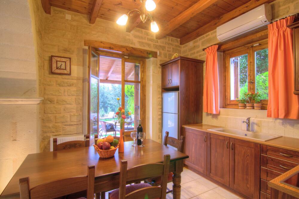 Photo of Kitchen in Prines