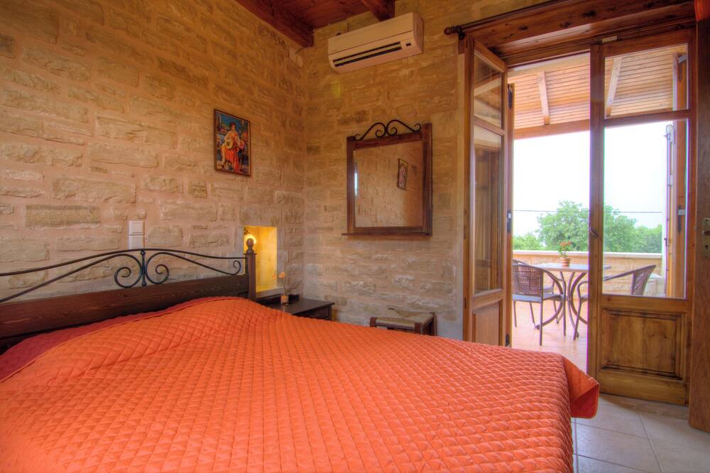 Photo of Bedroom in Prines