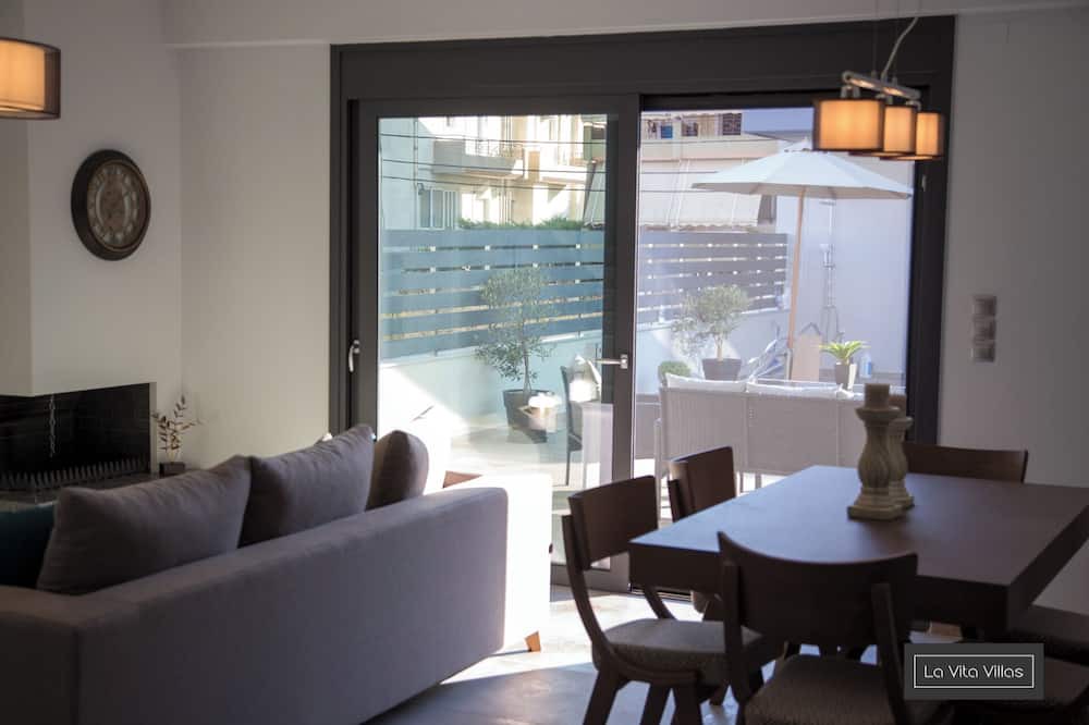 Photo of Livingroom in Mytikas