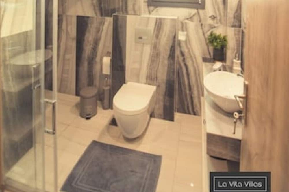 Photo of Bathroom in Mytikas