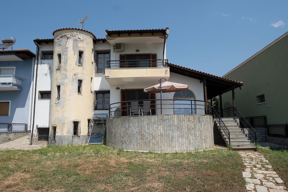 Photo of Outdoor in Krinidhes