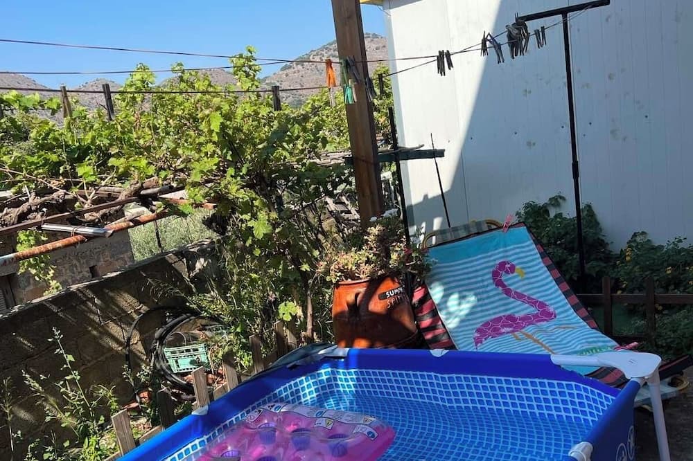 Photo of Outdoor in Neapoli
