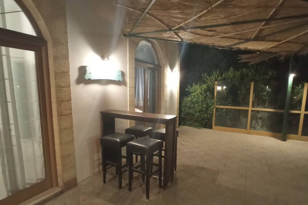 Photo of Patio Balcony in Theologos