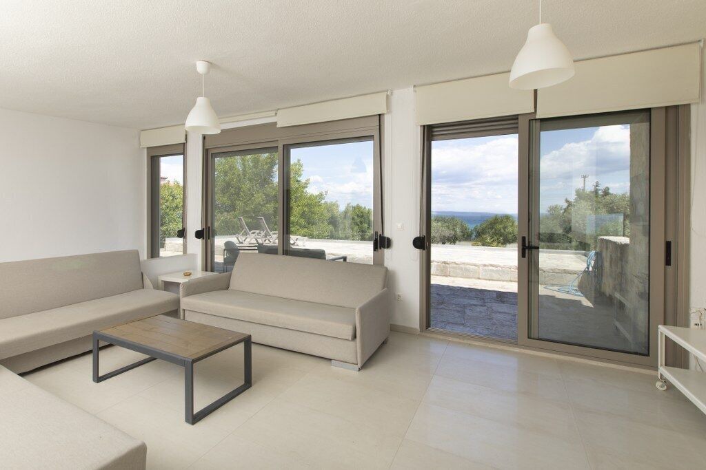 Photo of Livingroom in Polichrono