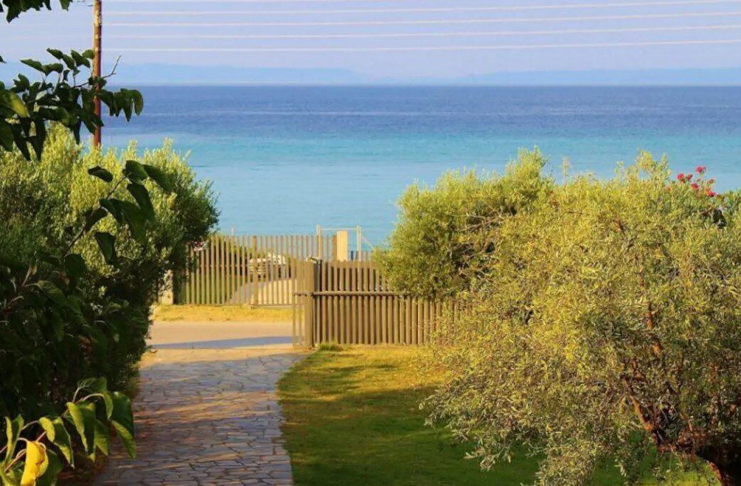Photo of Outdoor in Polichrono