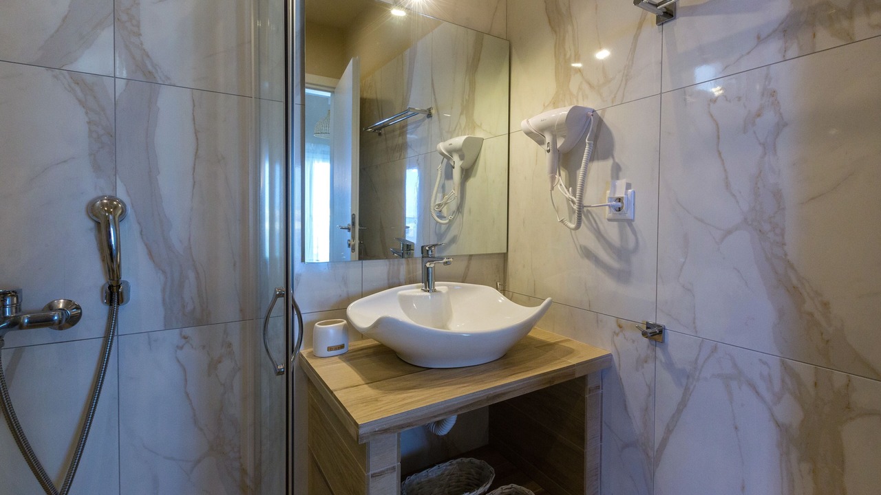 Photo of Bathroom in Apraos