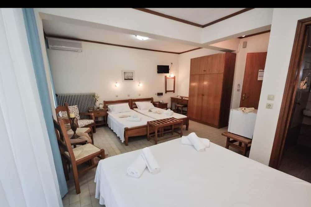 Photo of Bedroom in Ormos Prinou