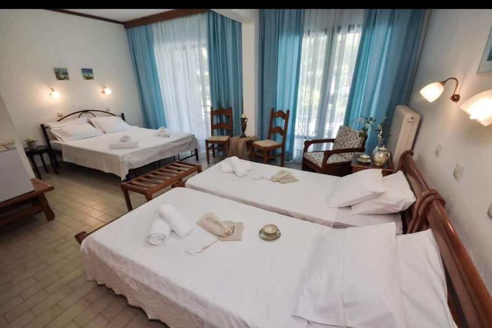 Photo of Bedroom in Ormos Prinou