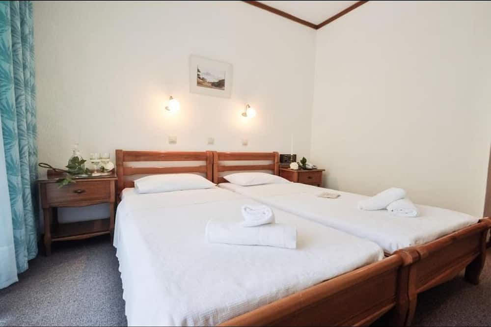 Photo of Bedroom in Ormos Prinou