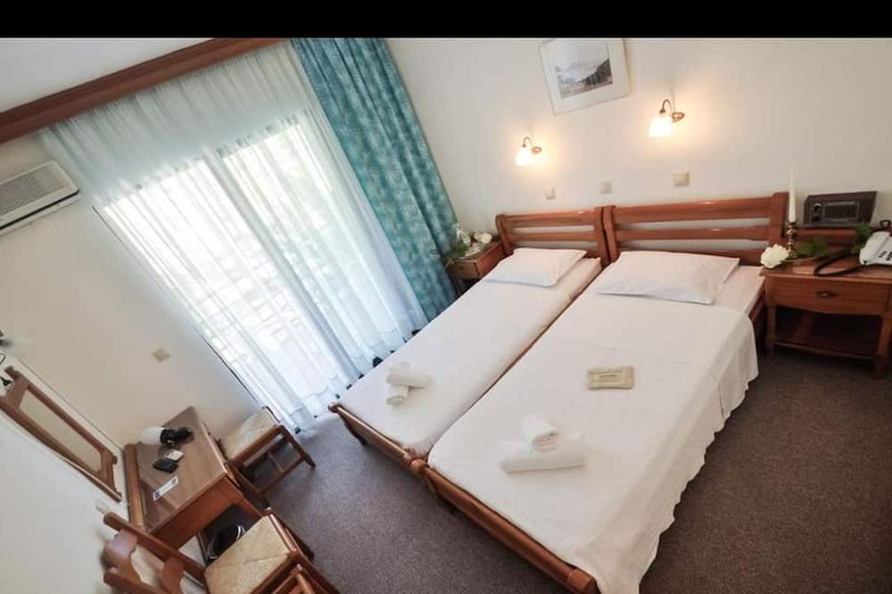 Photo of Bedroom in Ormos Prinou
