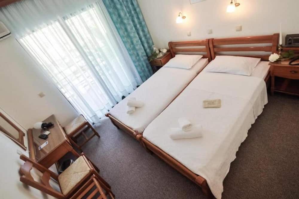 Photo of Bedroom in Ormos Prinou