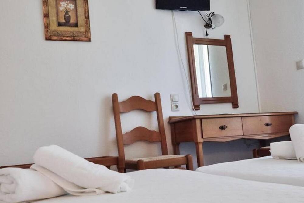 Photo of Bedroom in Ormos Prinou