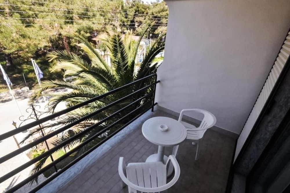 Photo of Patio Balcony in Ormos Prinou