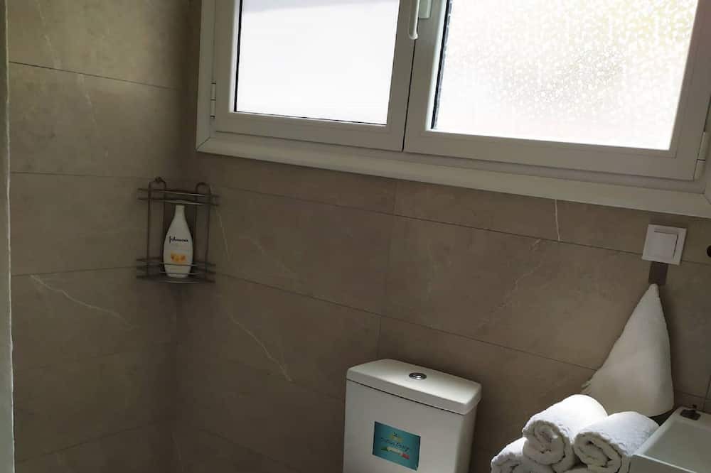 Photo of Bathroom in Eleutheroupoli
