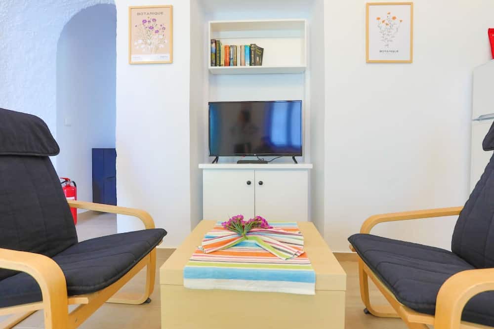Photo of Livingroom in Katavolos